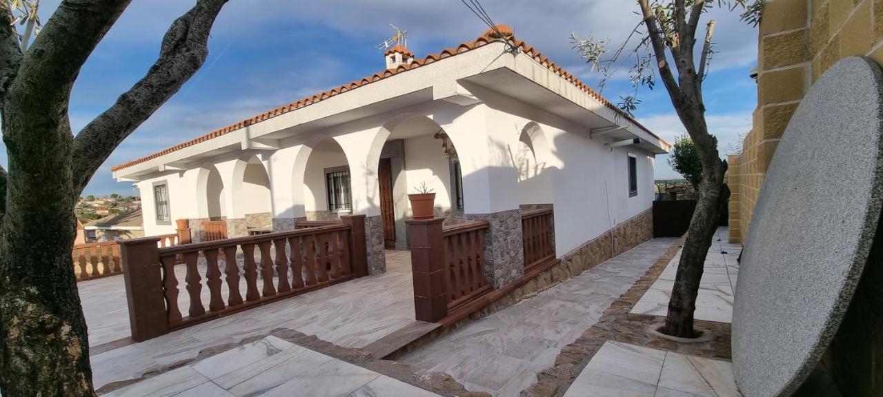 Villa Los Cantos Толедо Экстерьер фото